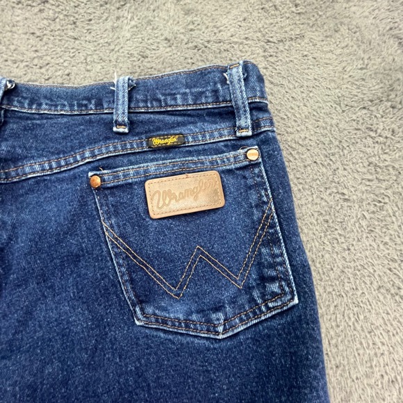 Wrangler Men's Dark Wash Bootcut Jeans Size 38x32 - Picture 11 of 12